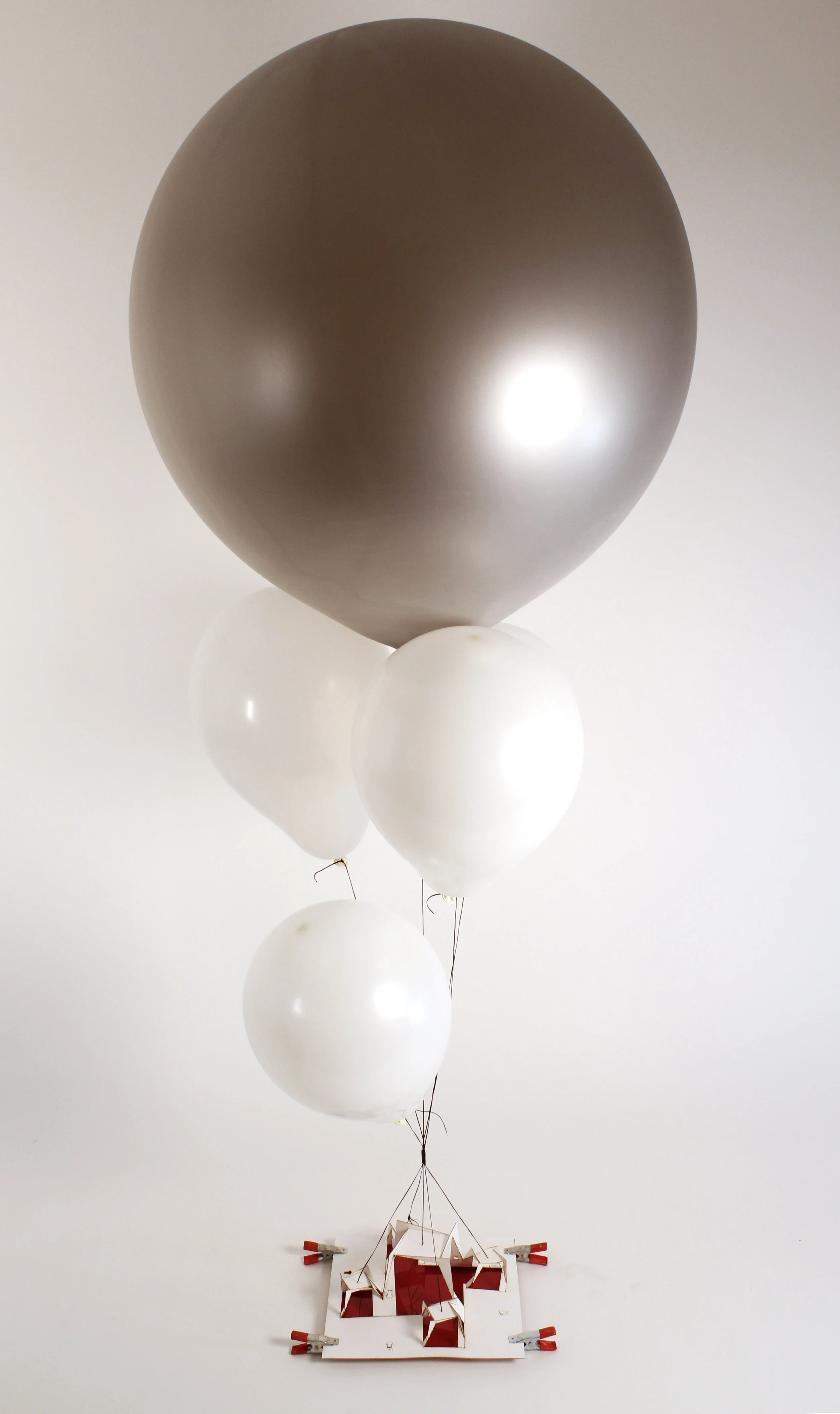 Pop-Lift-Drop-It_Balloons.jpg