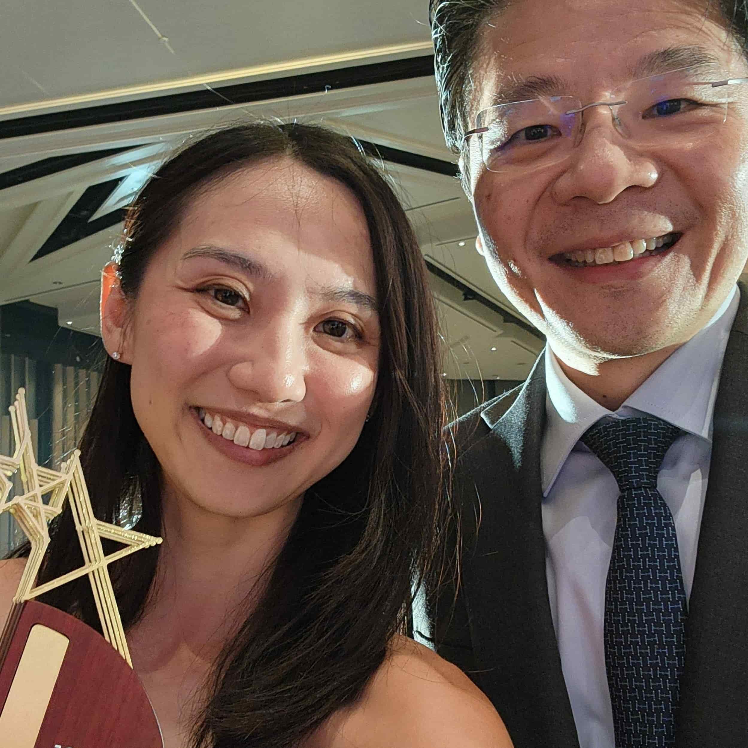 youmin-with-pm-lawrence-wong-stb-awards.jpg