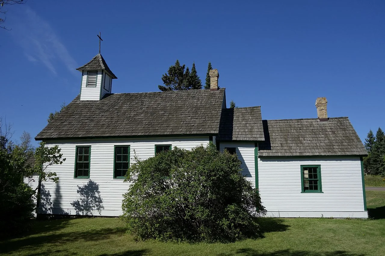 1280px-Saint_Francis_Xavier_Catholic_Church_Side.jpg