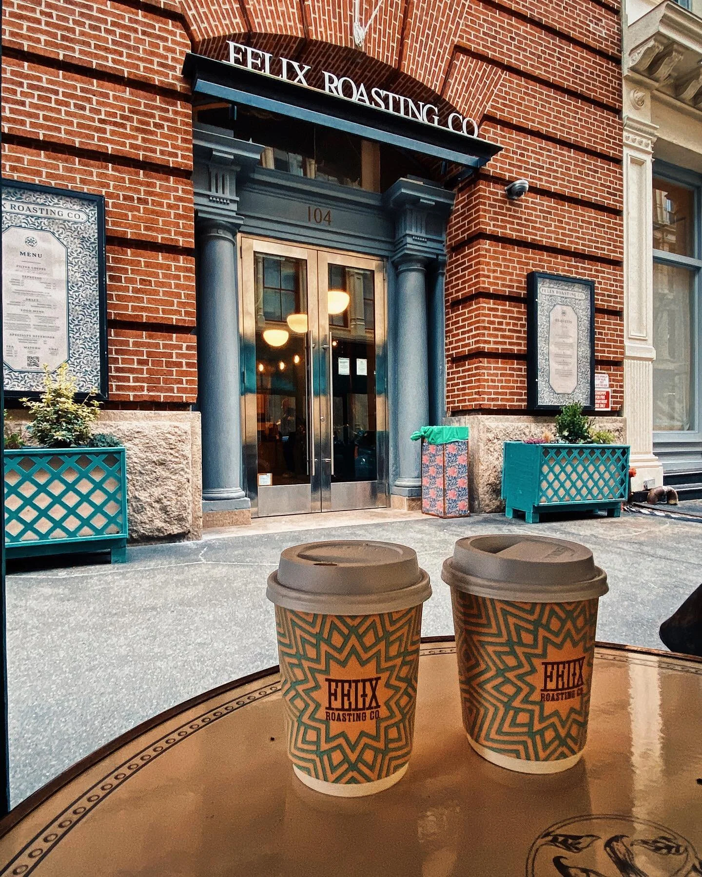 One of the prettiest coffee shops in NY ☕️ #vscocam #latergram