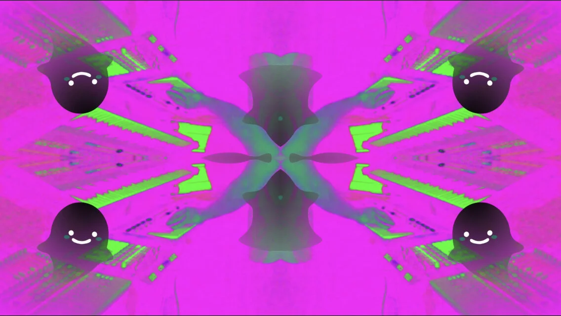 A  little video fun with my song "hustla" from Landshark "Crosschatter 