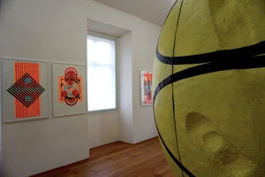 Heidi Gerullis : untitled , 2015 (In the back) - Gianni Dessi : " Tutto tondo " 2007-2010 (In foreground)