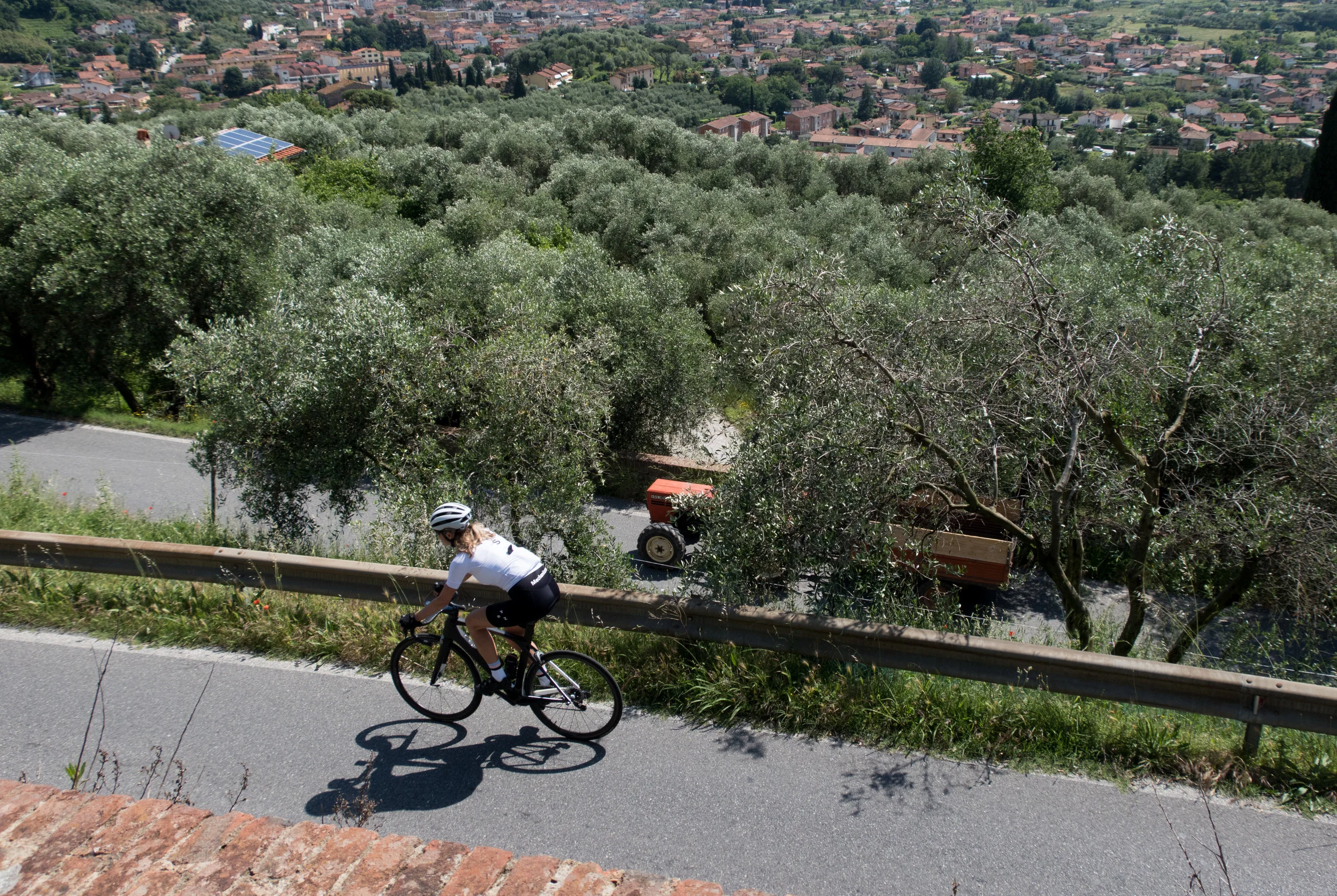 Womens Cycling Tour in Italy.jpg