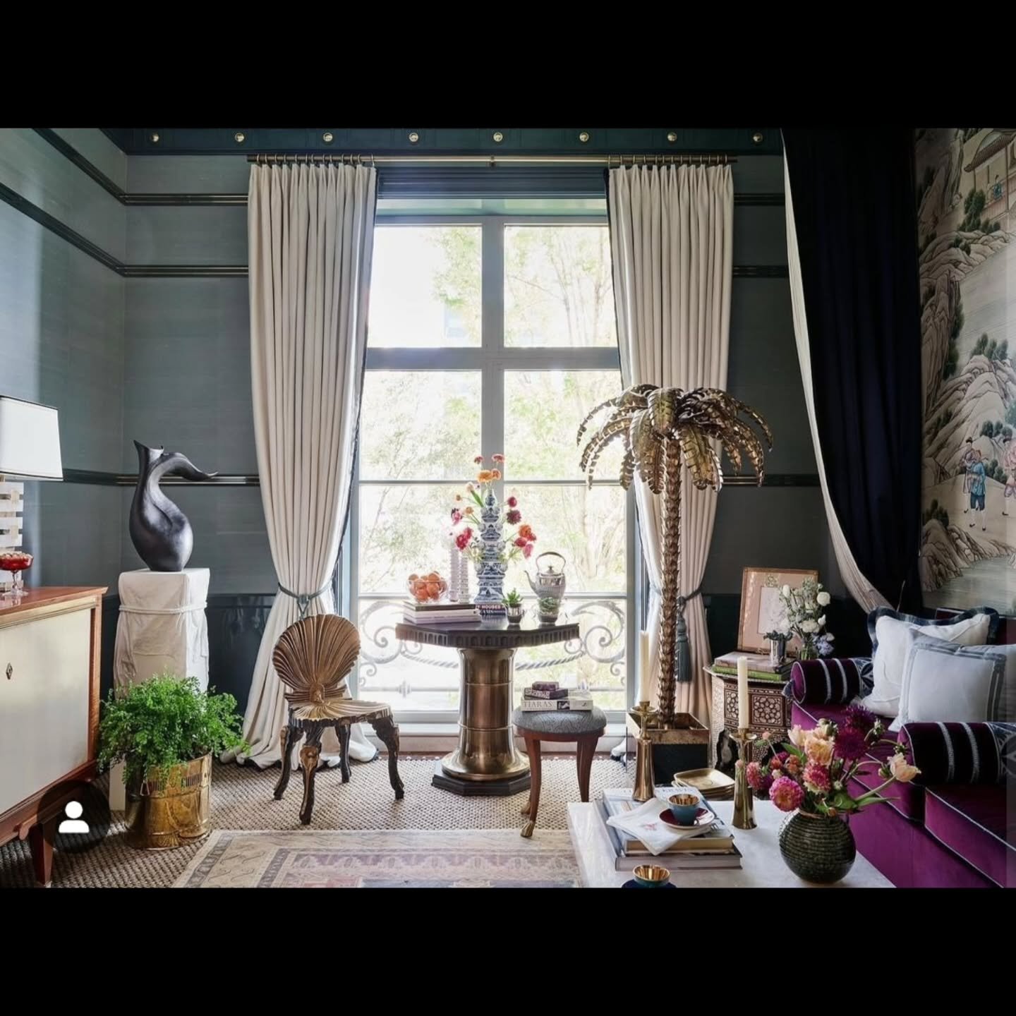 Thank you @henrystreetdesign for including my Lotus Vessel in your beautiful Kips Bay Showhouse room and thank you @darrenhenault for making it happen! This is the second year I've had the honor of being apart of the @kbshowhouse, such an amazing eve