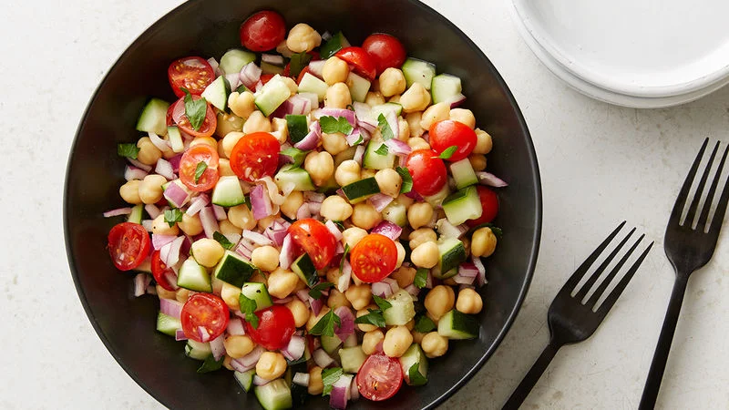 Easy Garbanzo Bean Salad_Hoskovec.jpeg