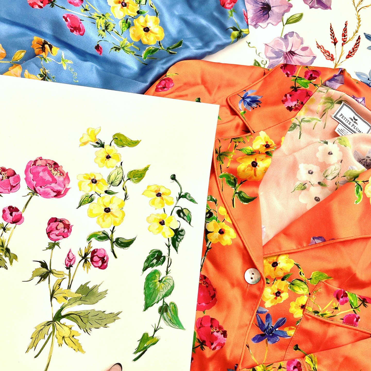 pretty spring time florals I painted for @petiteplume 
how gorgeous is this on silk!?