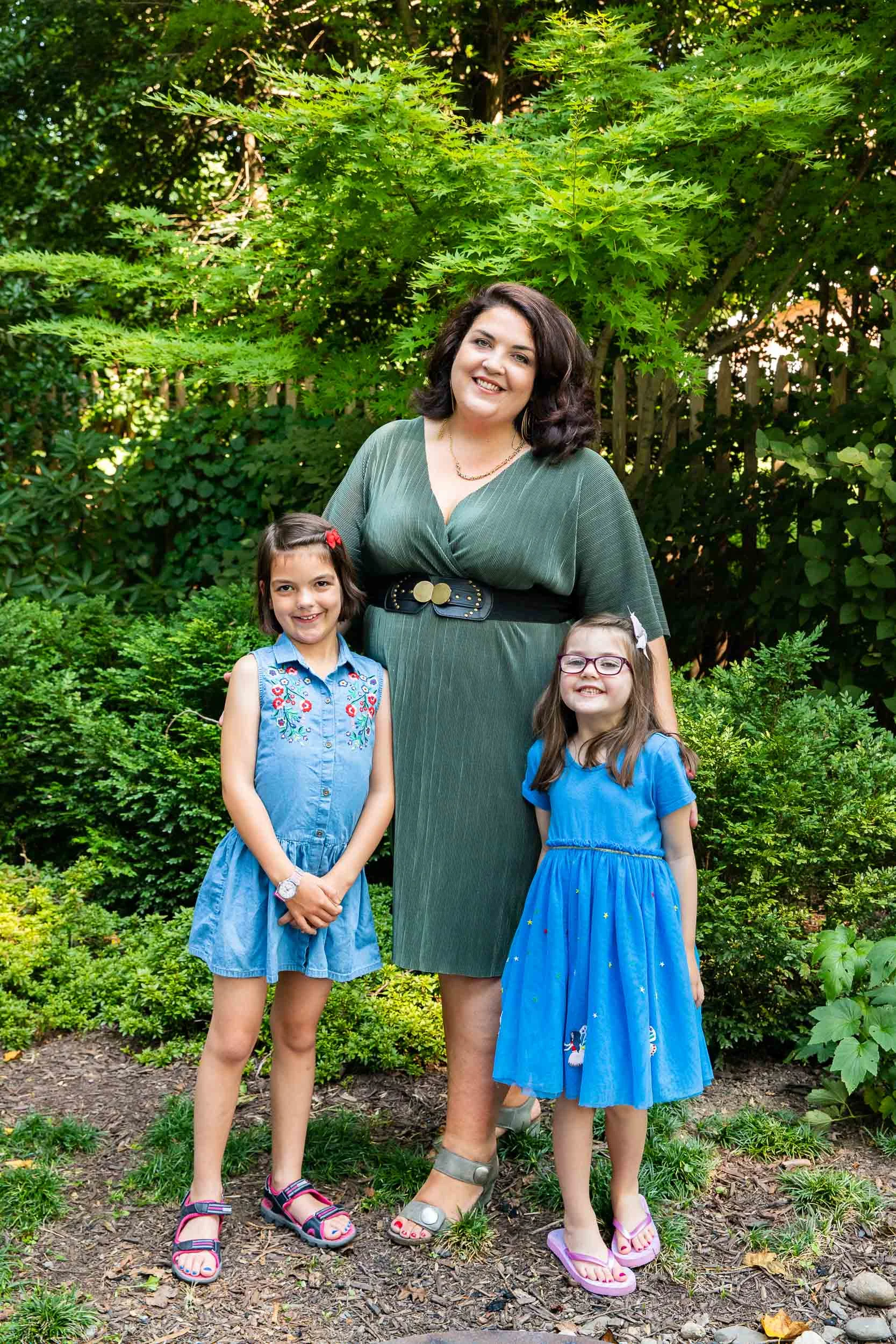 Chevy Chase MD Backyard Family Portraits Maryland Photography Tara Parekh Photography -09.jpg