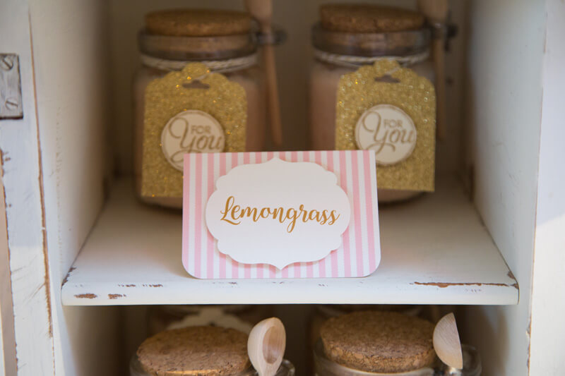 minteventdesigns.com+_+Mint+Event+Design+Party+Planning+_+Vintage+Bridal+Shower+Ideas+_+Shot+of+Whimsy+Photography+_+Foxhole+Parties+and+Party+Planners+_+(2).jpg