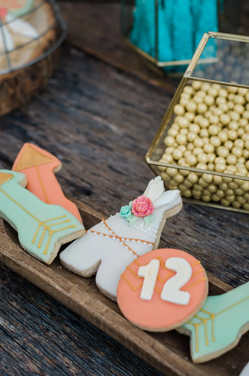 minteventdesigns.com+_+Mint+Event+Design+Party+Planning+_+Boho+Inspired+Birthday+Party+_+Bohemian+Ideas+For+Parties+_+Sincerely+Sarah+Photography+_+(13).jpg