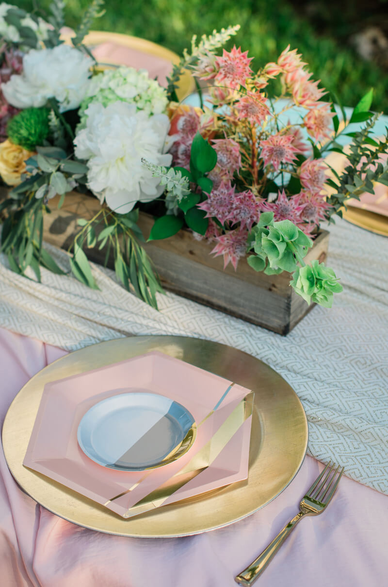 minteventdesigns.com+_+Mint+Event+Design+Party+Planning+_+Boho+Inspired+Birthday+Party+_+Bohemian+Ideas+For+Parties+_+Sincerely+Sarah+Photography+_+(7).jpg