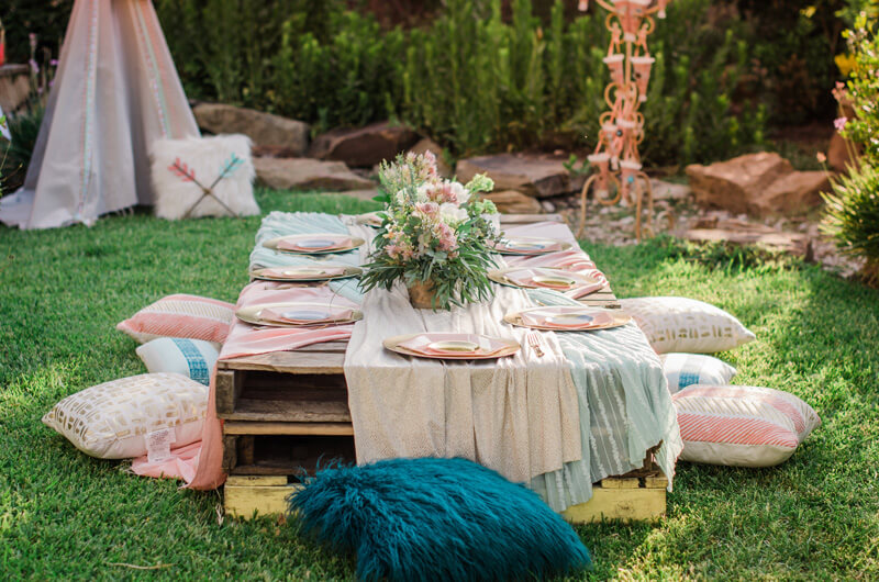 minteventdesigns.com+_+Mint+Event+Design+Party+Planning+_+Boho+Inspired+Birthday+Party+_+Bohemian+Ideas+For+Parties+_+Sincerely+Sarah+Photography+_+(32).jpg