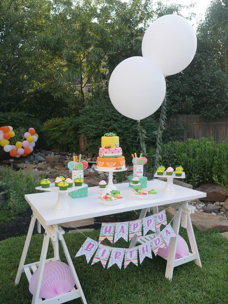 minteventdesign.com+_+Mint+Event+Design+Party+Planning+_+Tropical+Themed+Birthday+Parties+For+Kids+_+(15).jpg