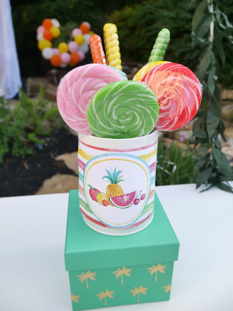 minteventdesign.com+_+Mint+Event+Design+Party+Planning+_+Tropical+Themed+Birthday+Parties+For+Kids+_+(9).jpg
