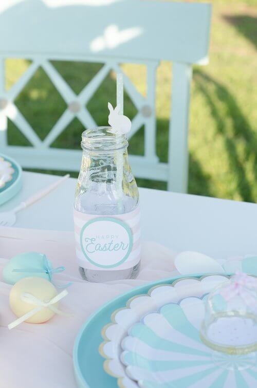  Cute bottle wrappers for the milk bottles add the perfect detail to this Easter Garden Party for Kids. The wrappers are a free download from Mint Event Design www.minteventdesign.com #easterparty #gardenparty #partysupplies #tablescape #eastertable 