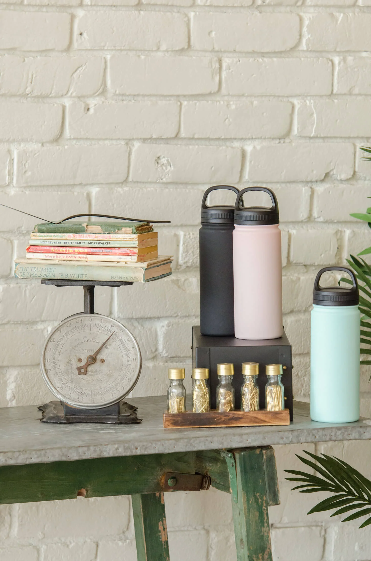 Back to school party ideas and decor.jpg