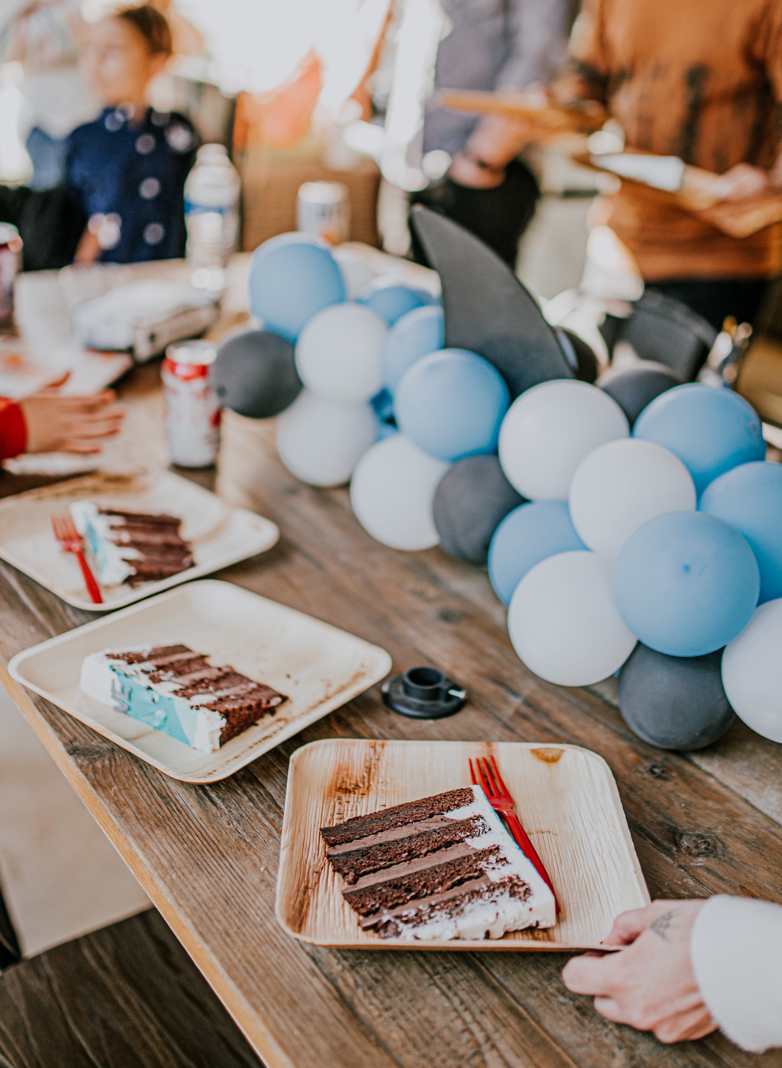 Shark Themed Party Balloon Table Decor