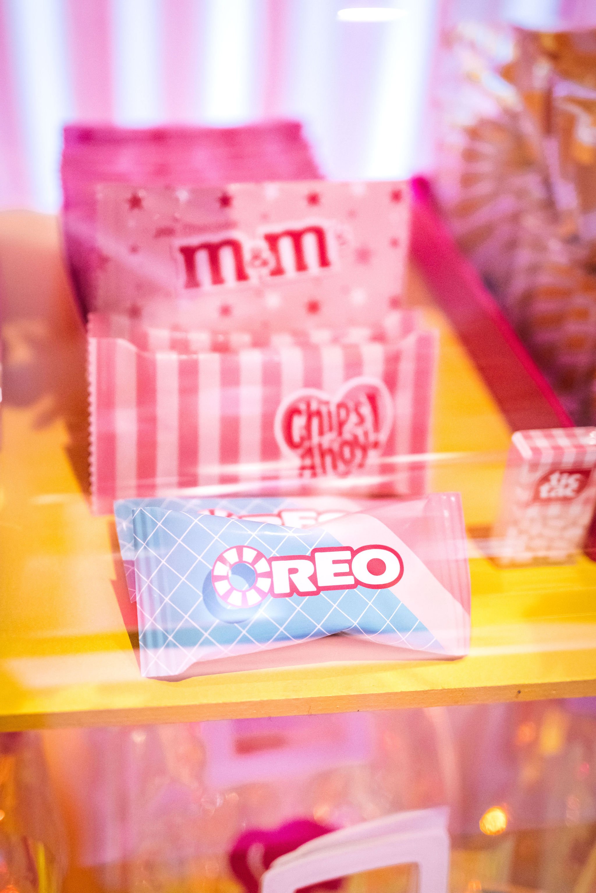 Custom snack wrappers for a Barbie Movie Party. Get more ideas for a Barbie Movie Party at www.minteventdesign.com!