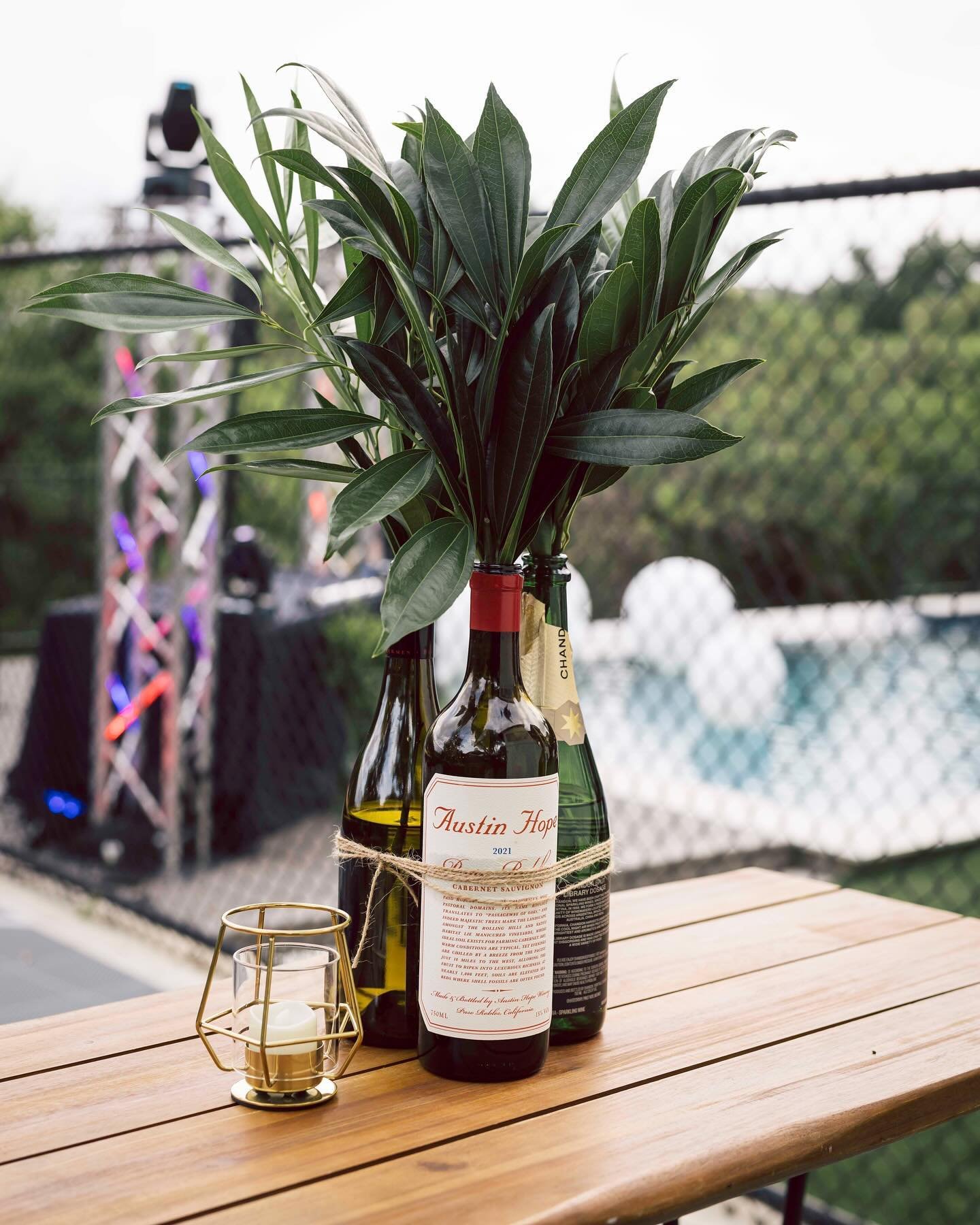 Each empty wine bottle we used for the centerpieces was enjoyed by our clients and kept as a memory of the great time they spent while drinking. Such a meaningful way to bring together an amazing 40th birthday!  #atxeventplanner #austineventplanner #