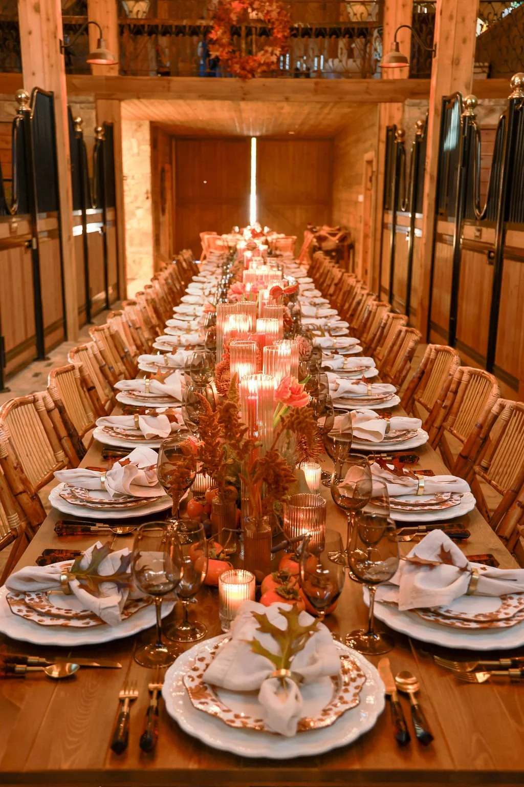 thanksgiving-party-table.jpg