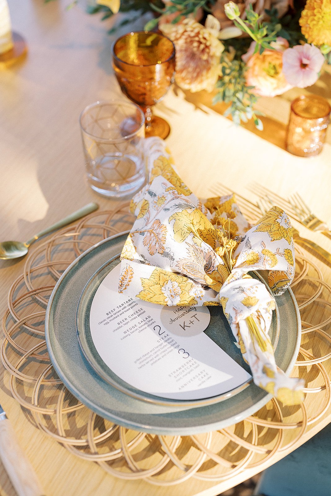 dinner-table-design.jpg