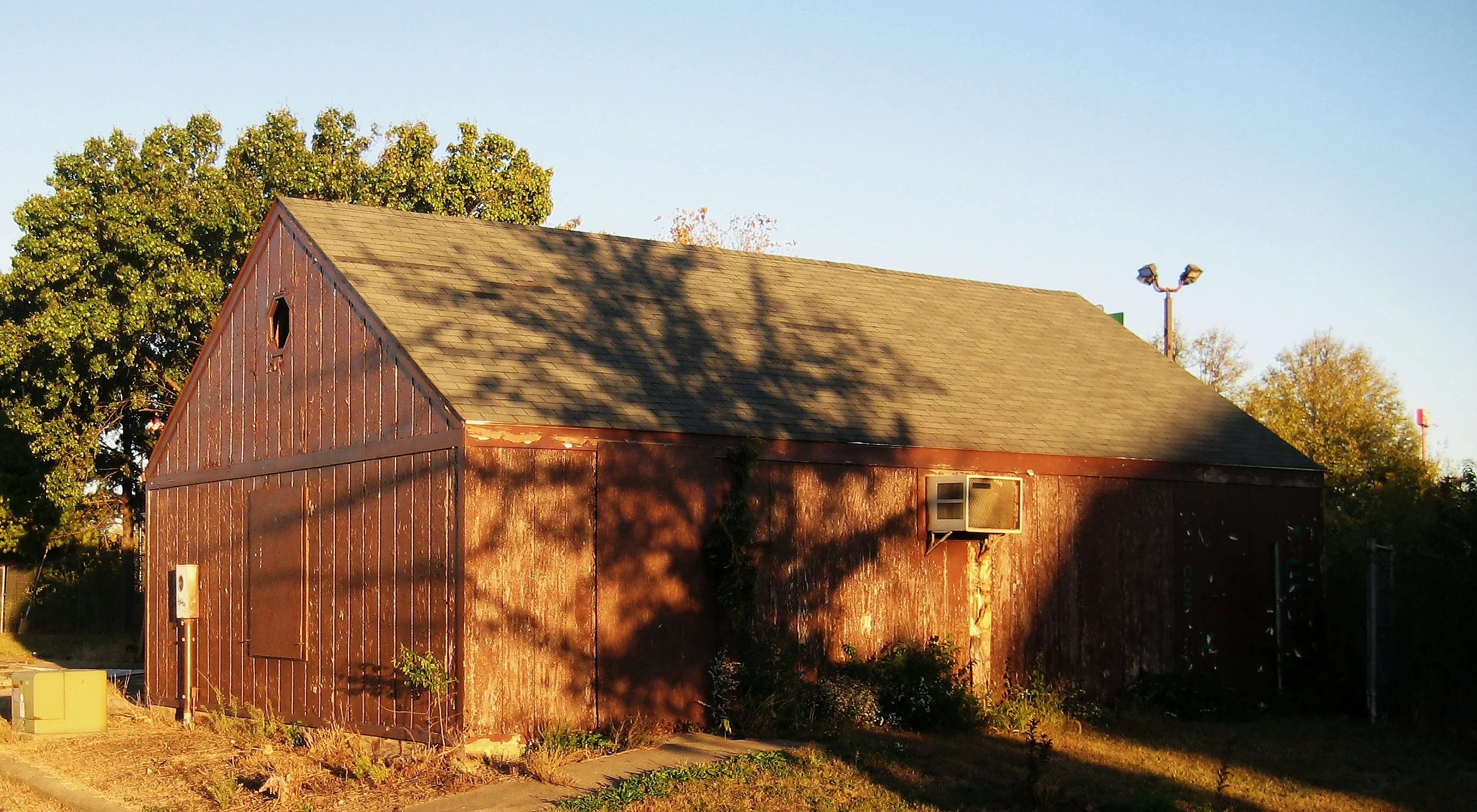 Abadoned mini golf.jpg