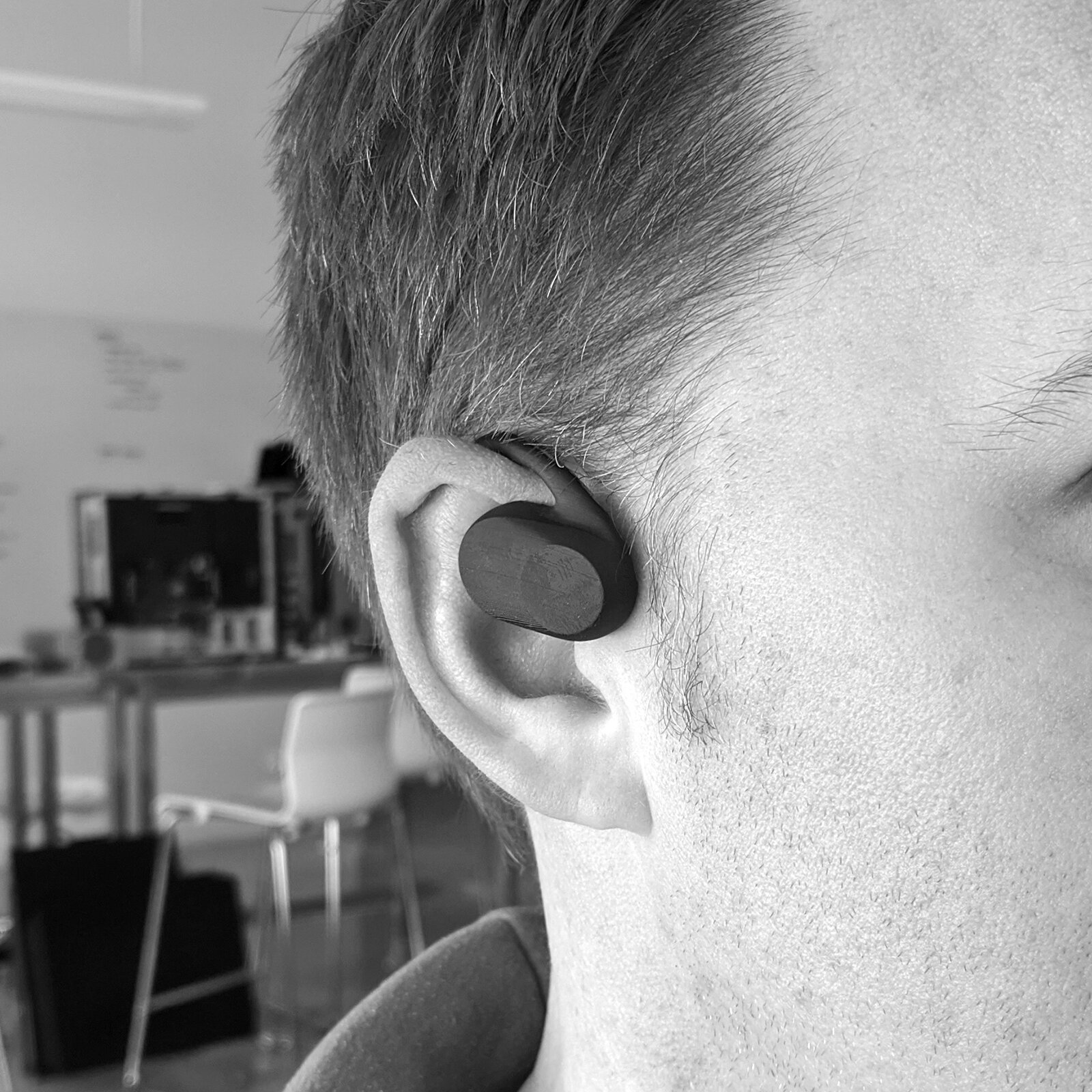 Bose-OpenEarbuds_Proto2.jpg