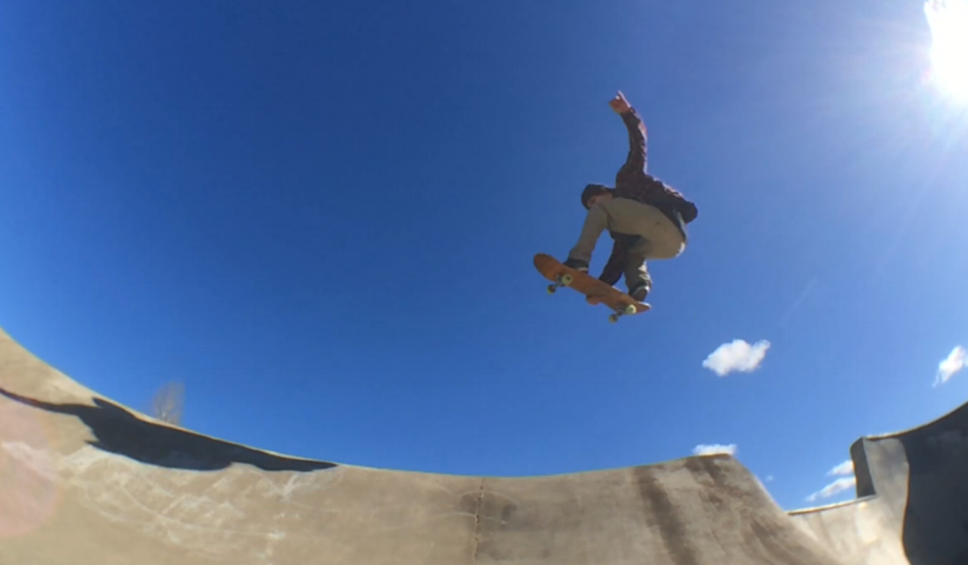 Liftoff over the hip.