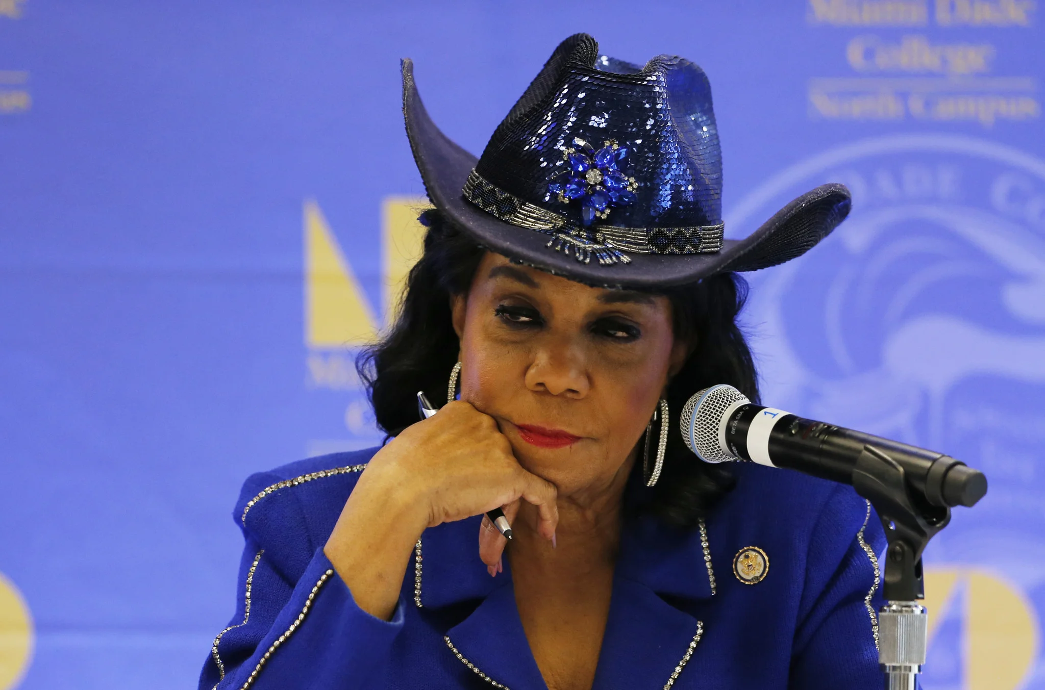 hat7.jpg