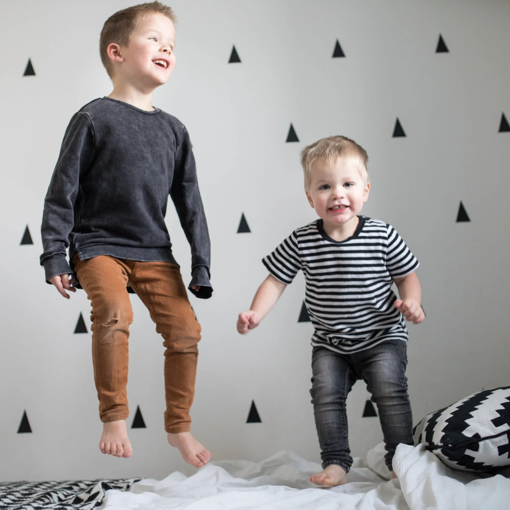 Decorating the Chunks' Rooms