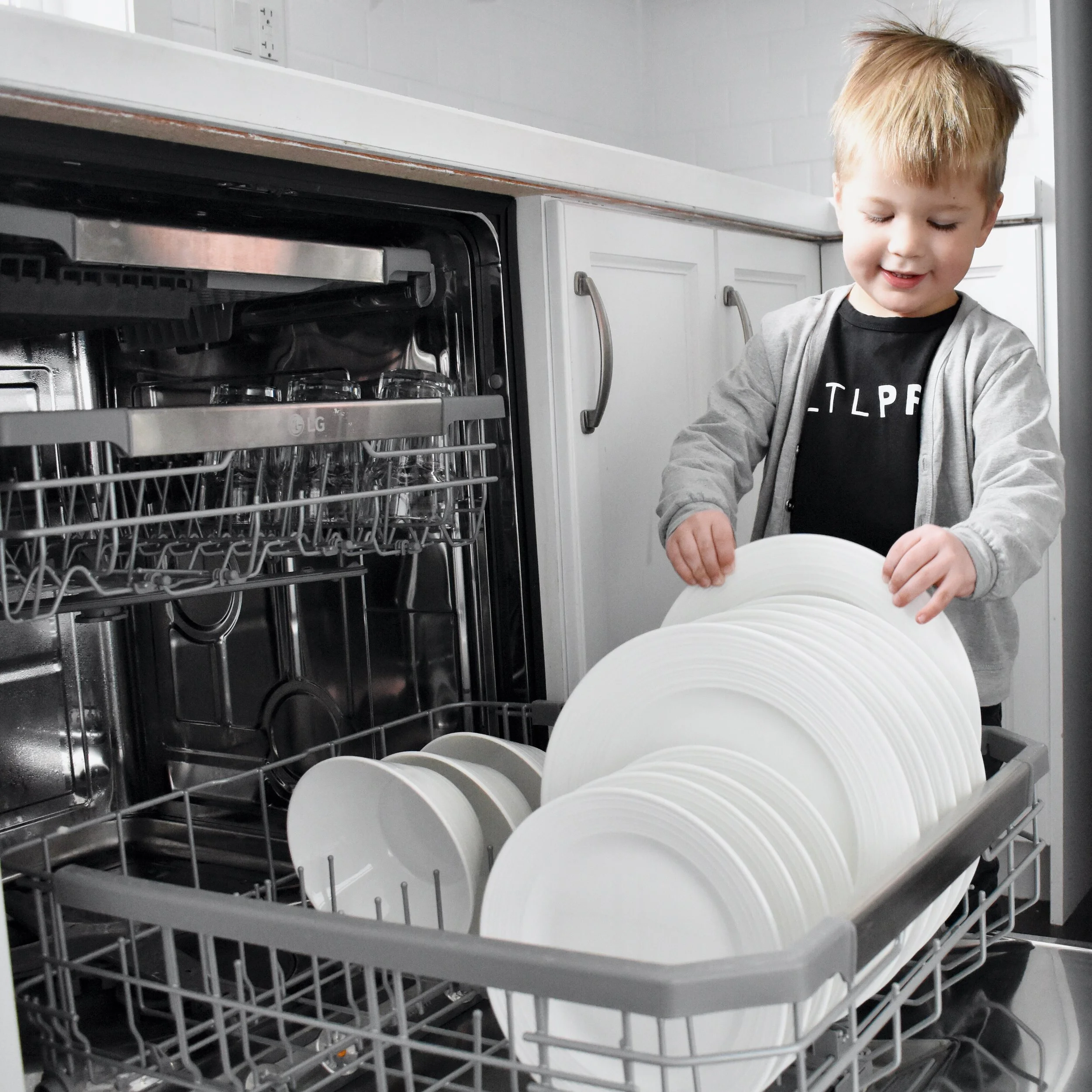 Our LG QuadWash Steam Dishwasher 