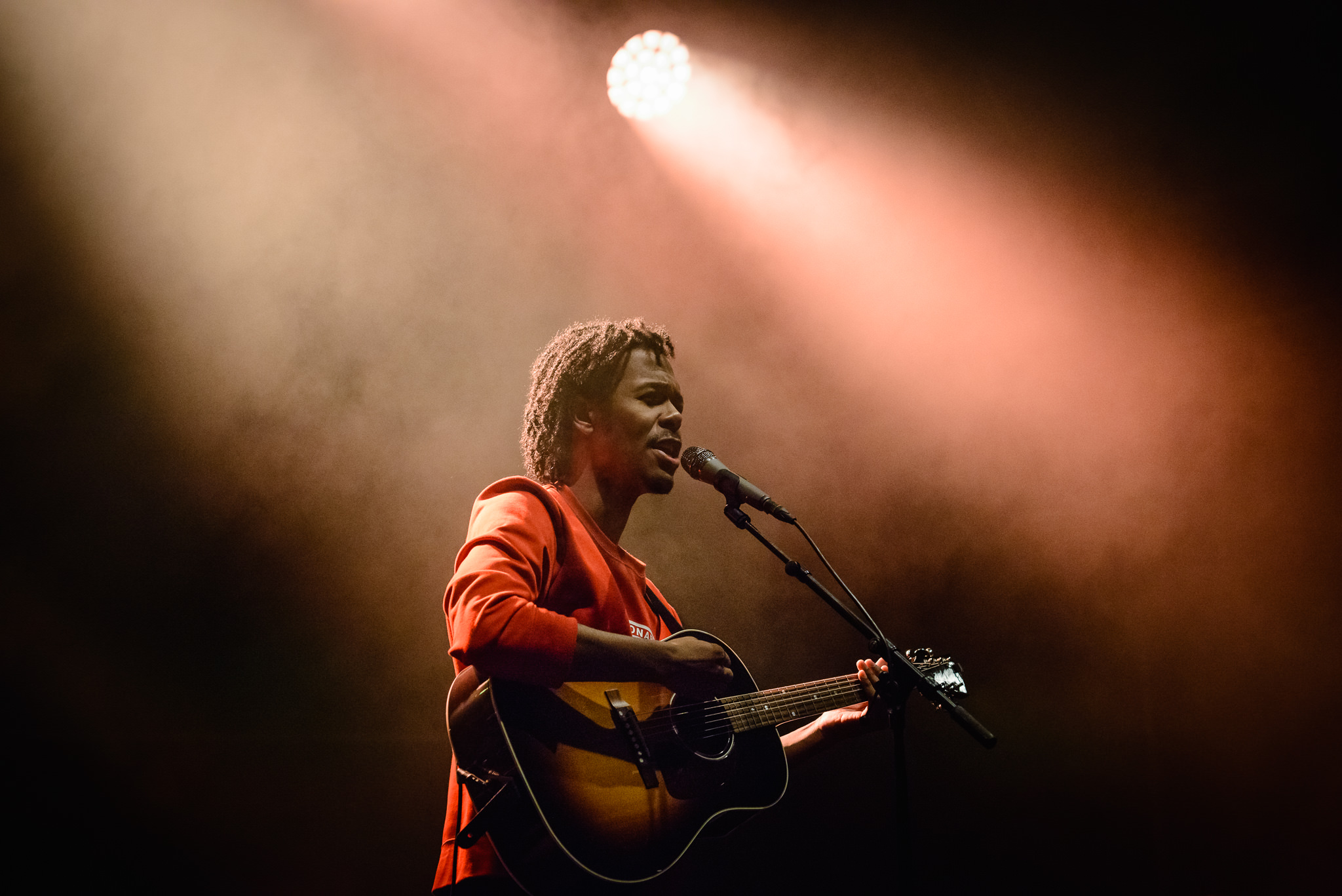 Jeangu Macrooy, Breda Barst