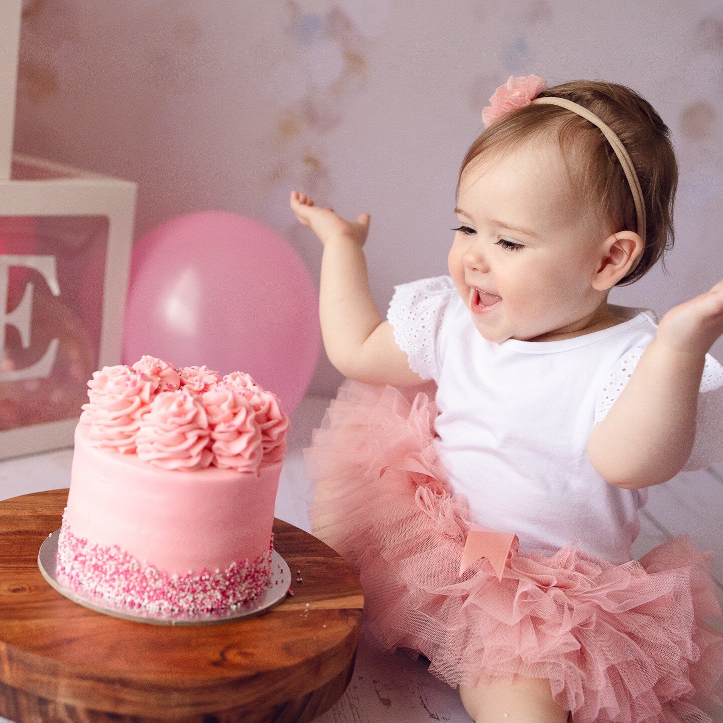 When you're pretty happy about the cake in front of you! 

#Geelongnewbornphotographer #Geelongnewbornphotography #geelongphotographer #geelongnewborn #newbornphotographygeelong #newbornphotographyoceangrove #bellarinepeninsula #bellarinepeninsulapho