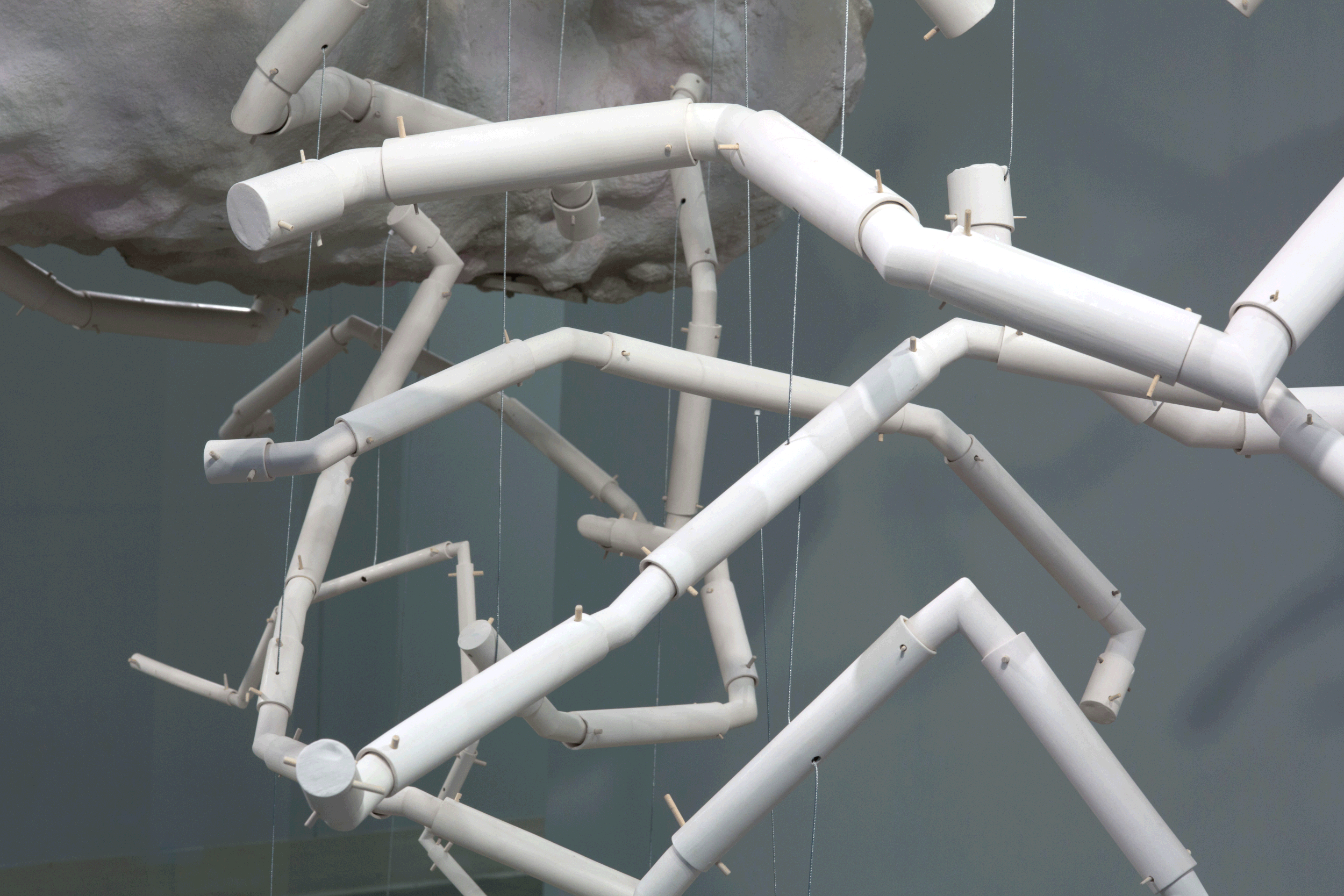 6P° 21’ DQ2’’. Ceramic, cement, foam, cable, hardware, wood. 2014. Image Credit: Jim Escalante