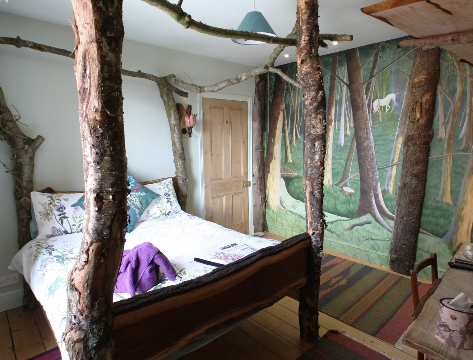 Private Enchanted Forest Room w/ Shared Bathroom