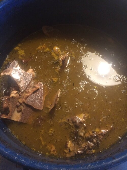 Rich Bone Broth.jpg