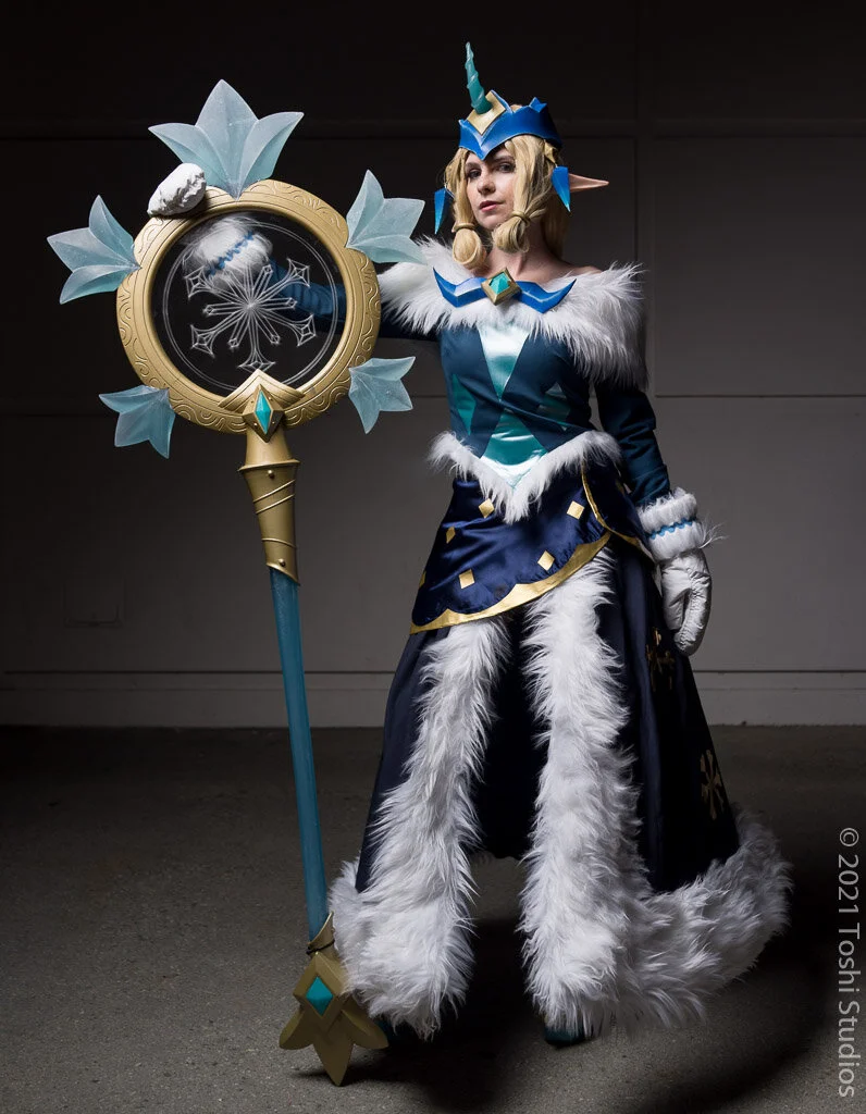  Sample only - not for sale.  Cosplayer: IG @backslash_alex 