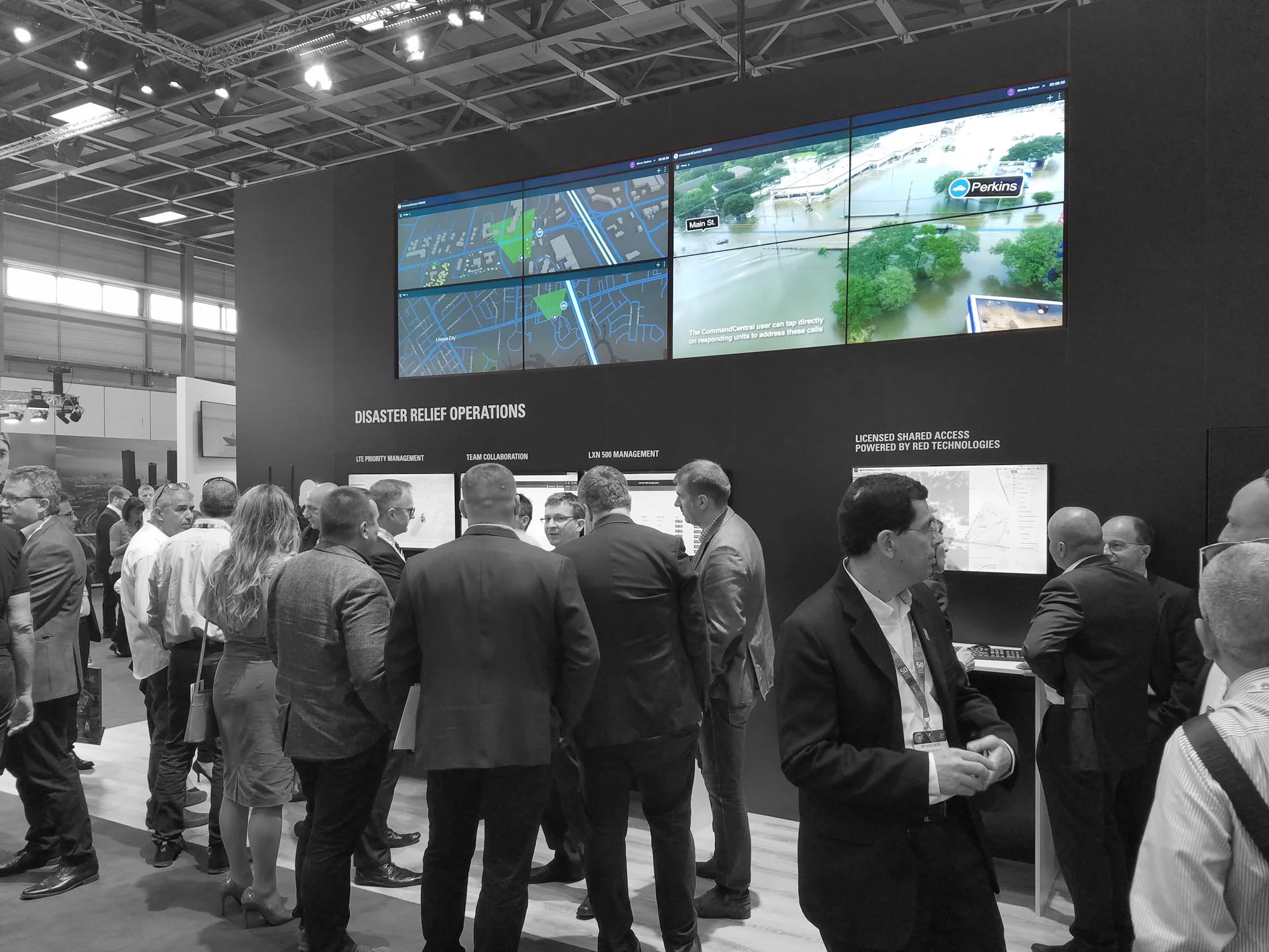 motorola-solotions-disaster-scenario-at-ccw-2018_02.jpg