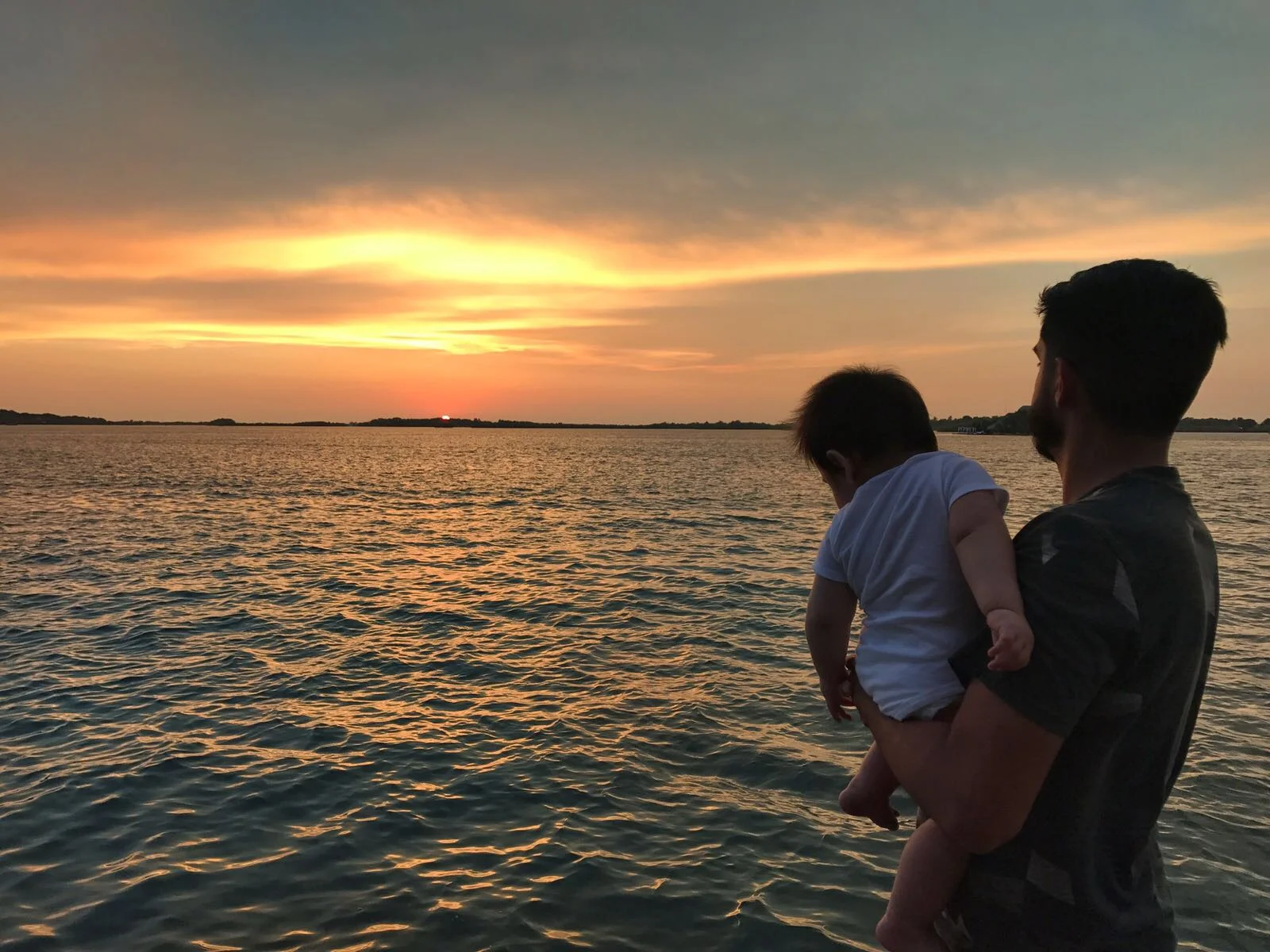  At the end of our stay, we felt the Baru island life was not for us. The island for the most part is quiet throughout the day, but at night there can be loud yacht or island parties that go on until the late hours of the night. We also didn't sleep 