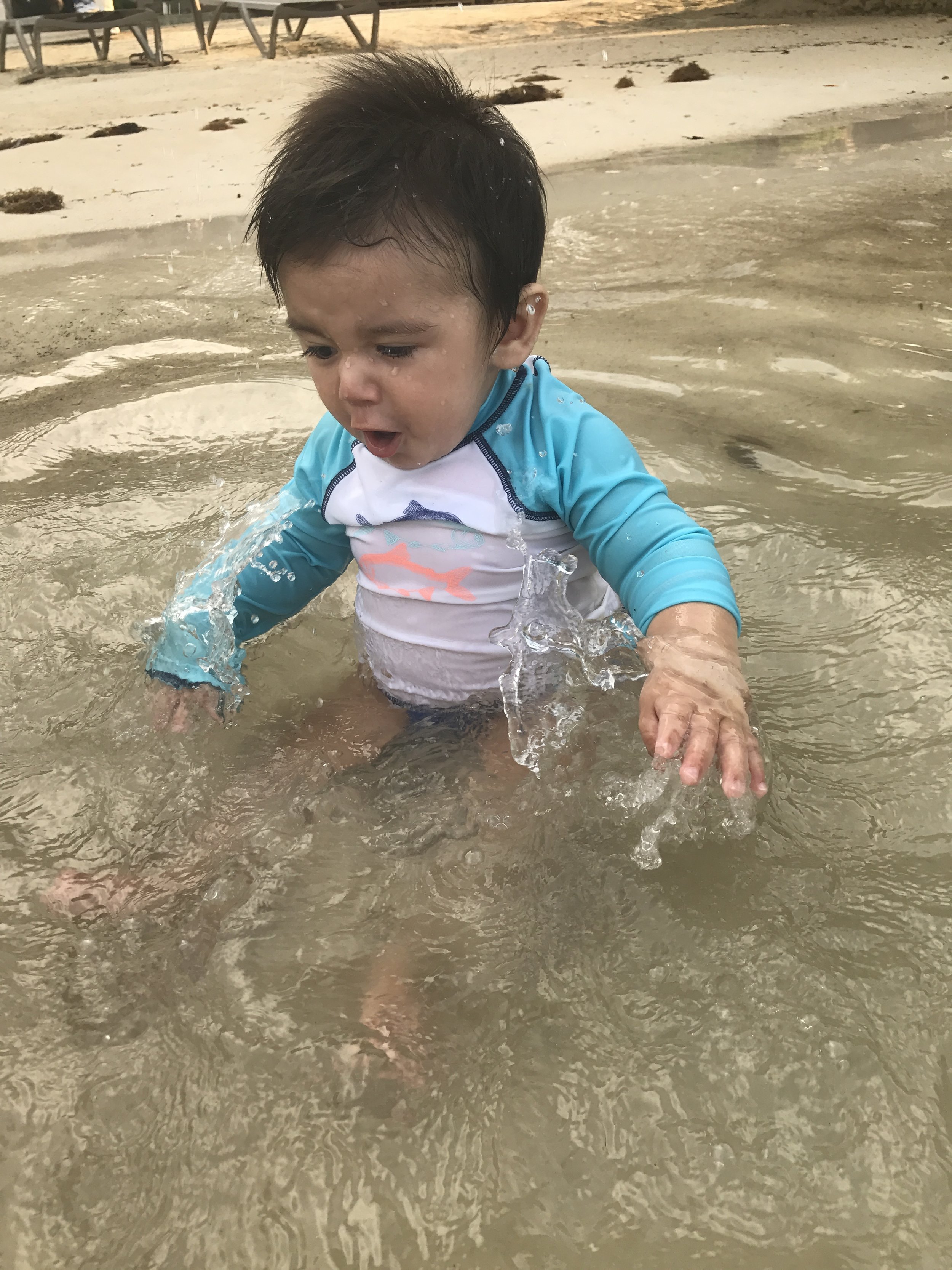  Playa Blanca is a beautiful beach but unfortunately can get quite crowded. We did note, however, that is was empty on Sundays and our host mentioned Sundays are always more quiet as people tend to be headed back to the city and also most people take