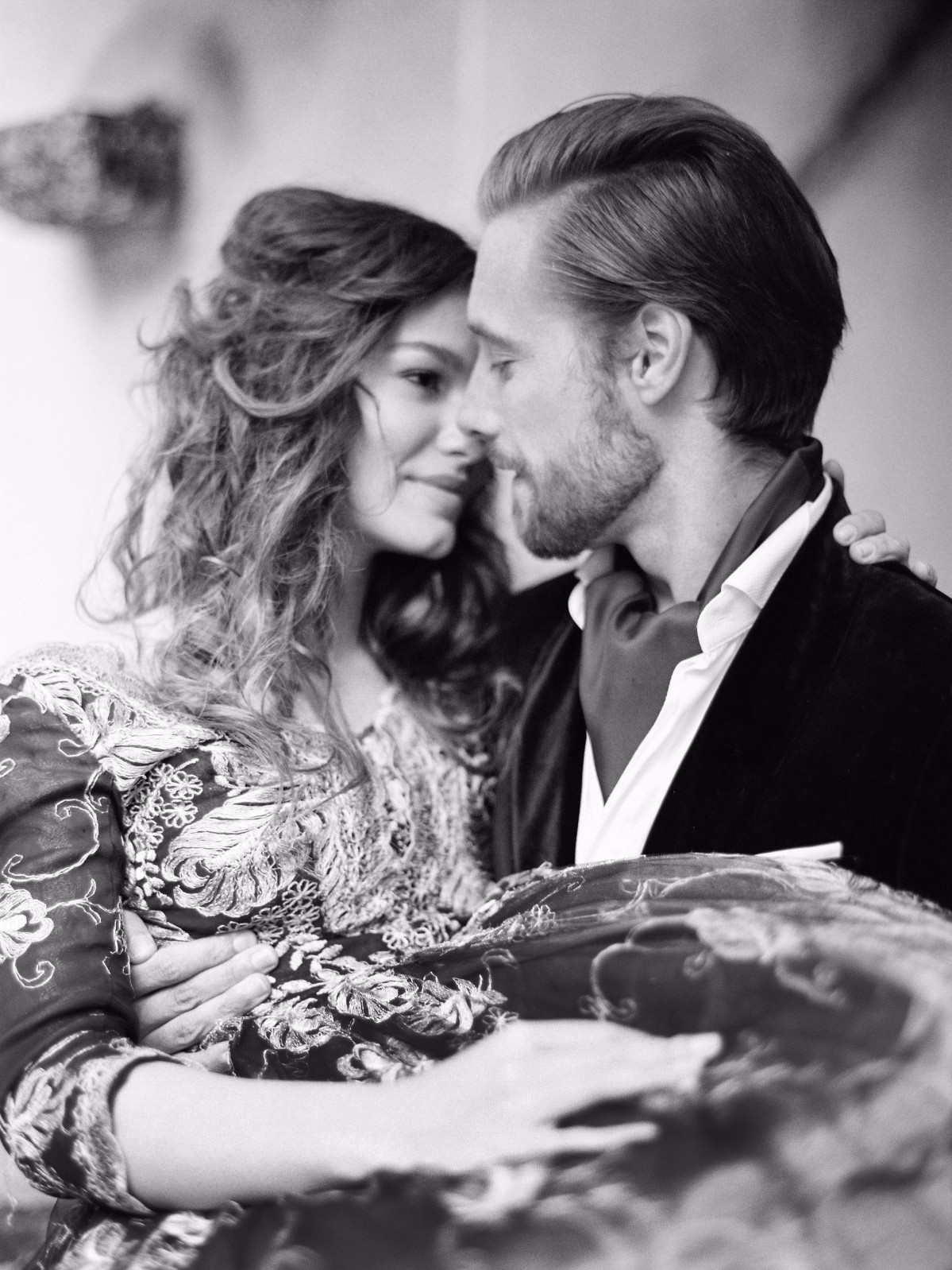 организатор-свадеб-заграницей-вена-австрия-high-emotion-weddings-вдохновение-спящая-красавица-замок-бран-трансилжания-румыния-елена-павлова-фото (52).jpg