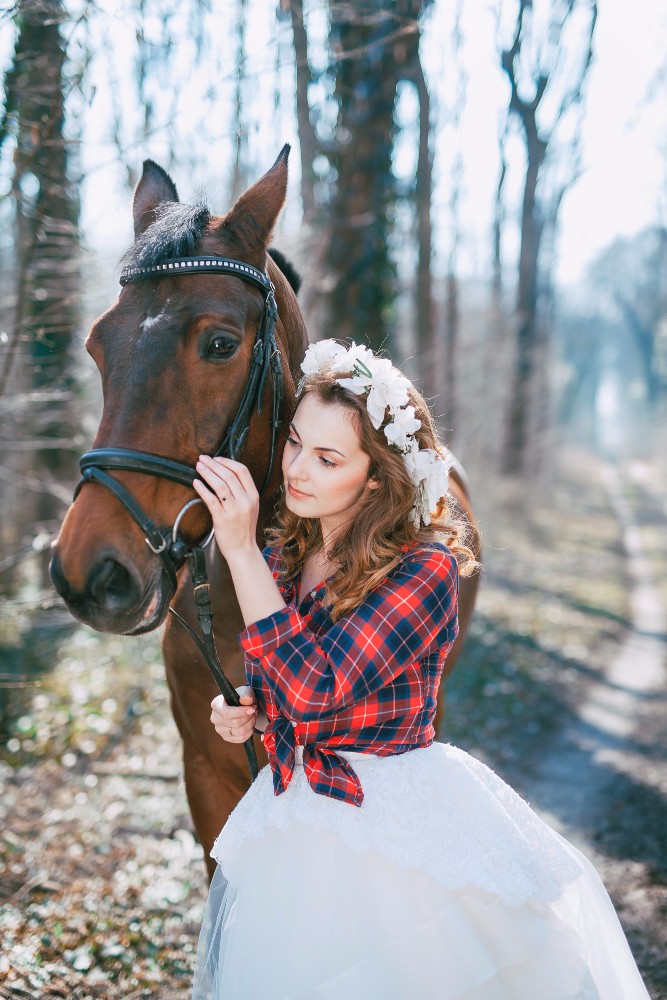 вдохновительная-свадебная-фотосессия-метаморфозис-лошадь-организатор-свадеб-заграницей-вена-австрия- high-emotion-weddings-die-ciucius (9).jpg
