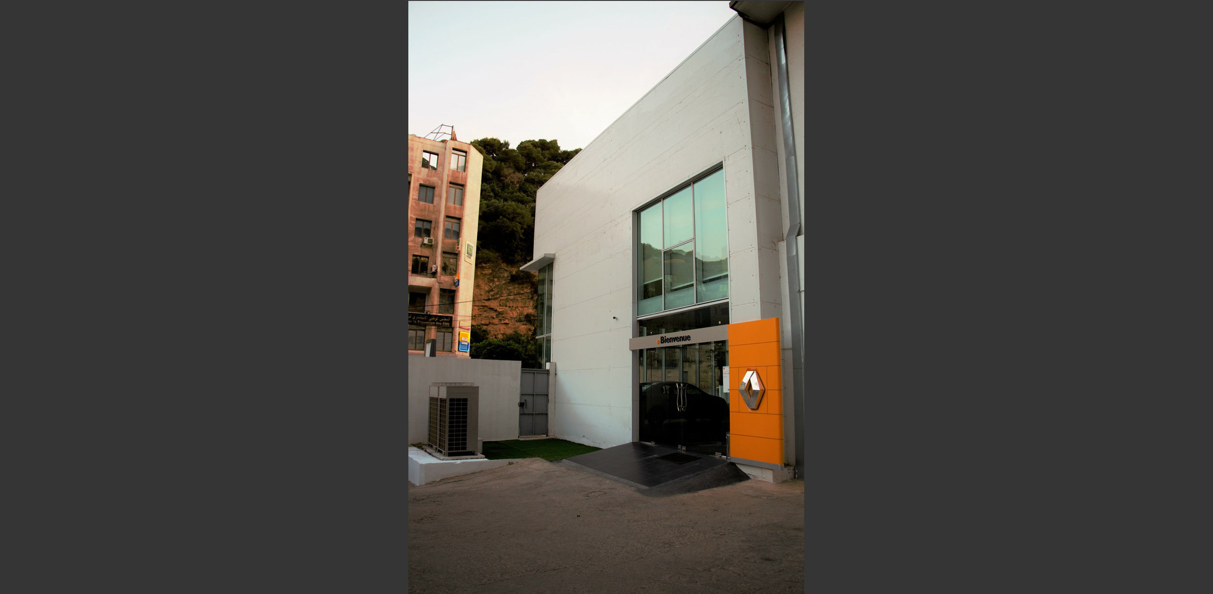 Showroom automobile à Alger, Atelier Messaoudi architecture aménagement et design. Bureau d'étude Algérie.