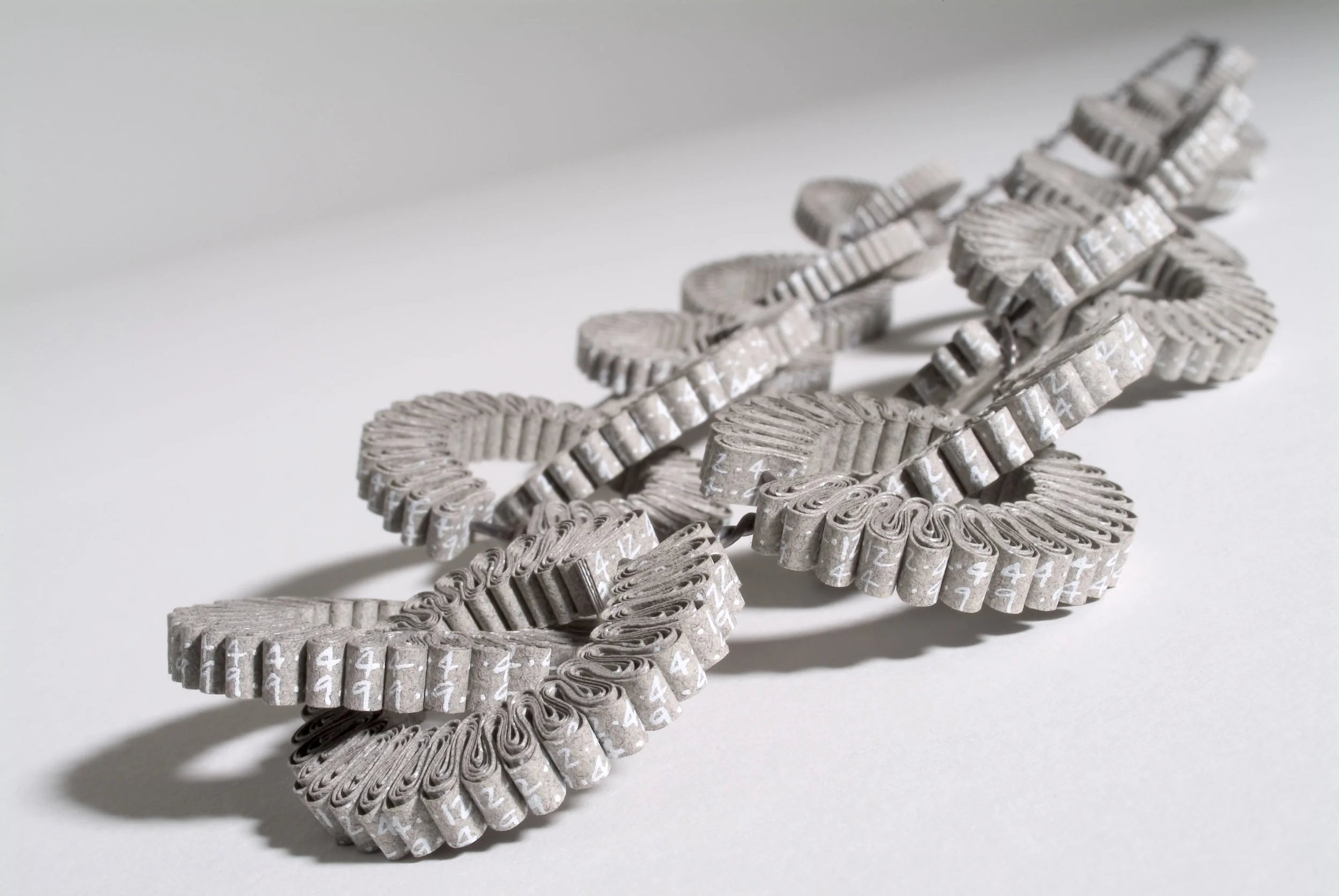 2004_neckpiece.1.jpg