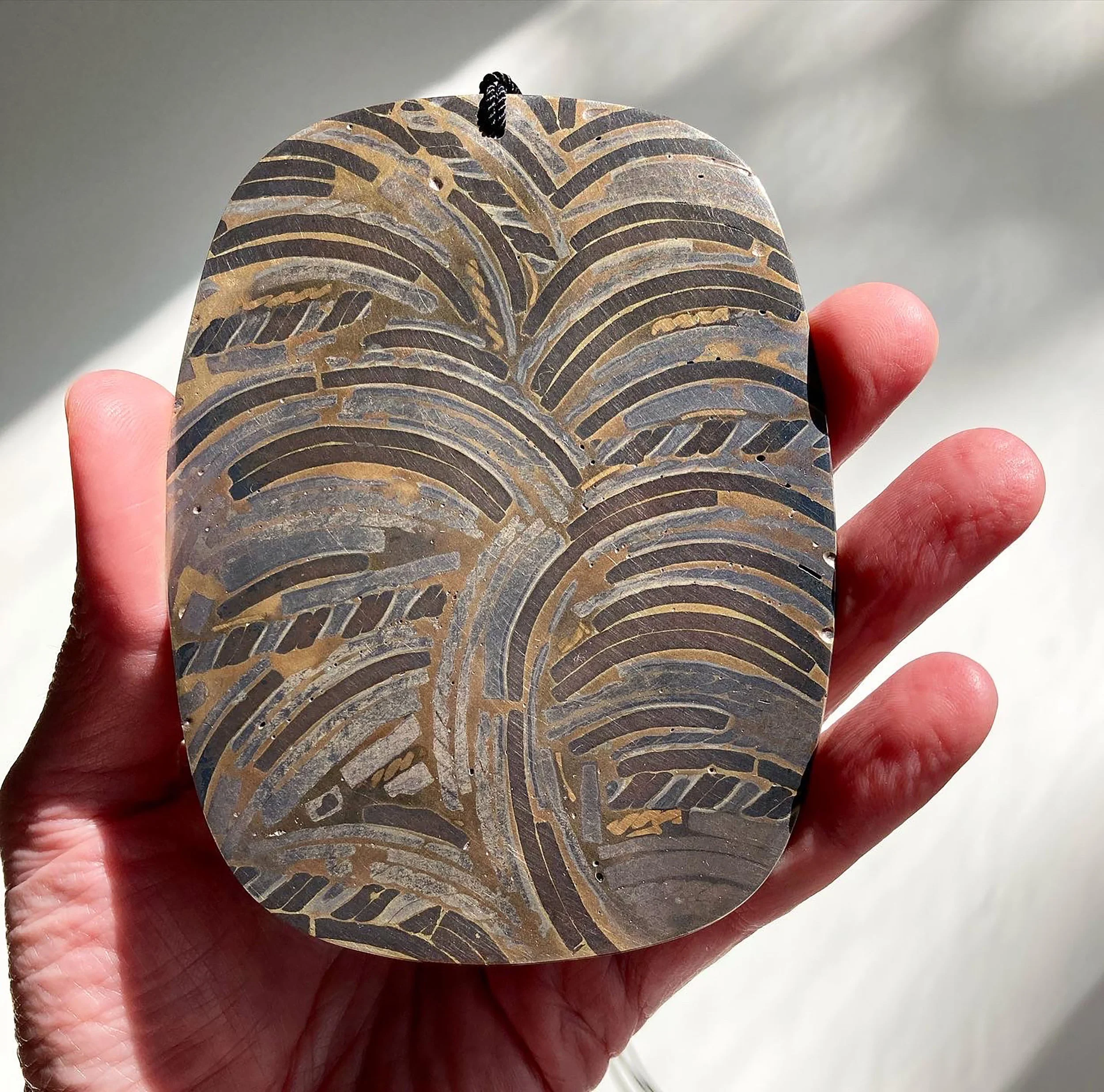 Zoe Veness Stream of Time pendant II 2022 final.jpg