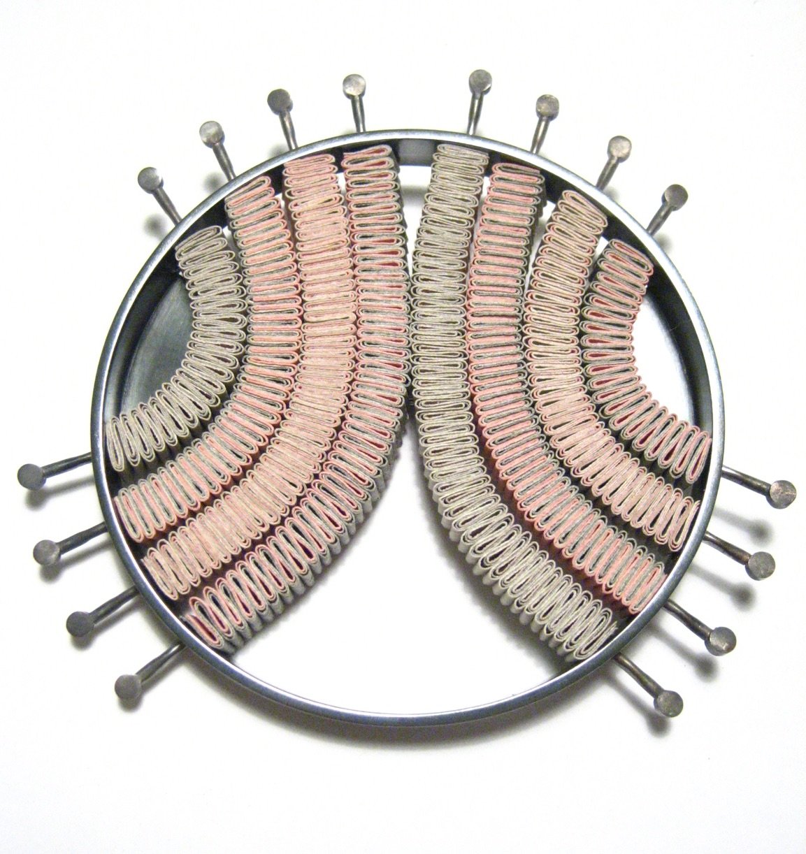 veness_pink_circle_brooch_2010.jpg