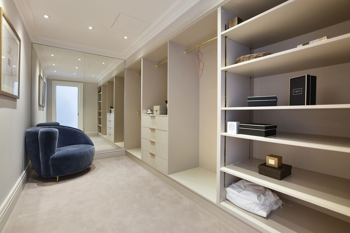 c5c2be57-3226-43c1-bef8-d8c9d5751a3dDNBLOOMRESIDENTIAL - Penthouse, 4 Inverness Terrace - Walk In Wardrobe3-medium.jpg