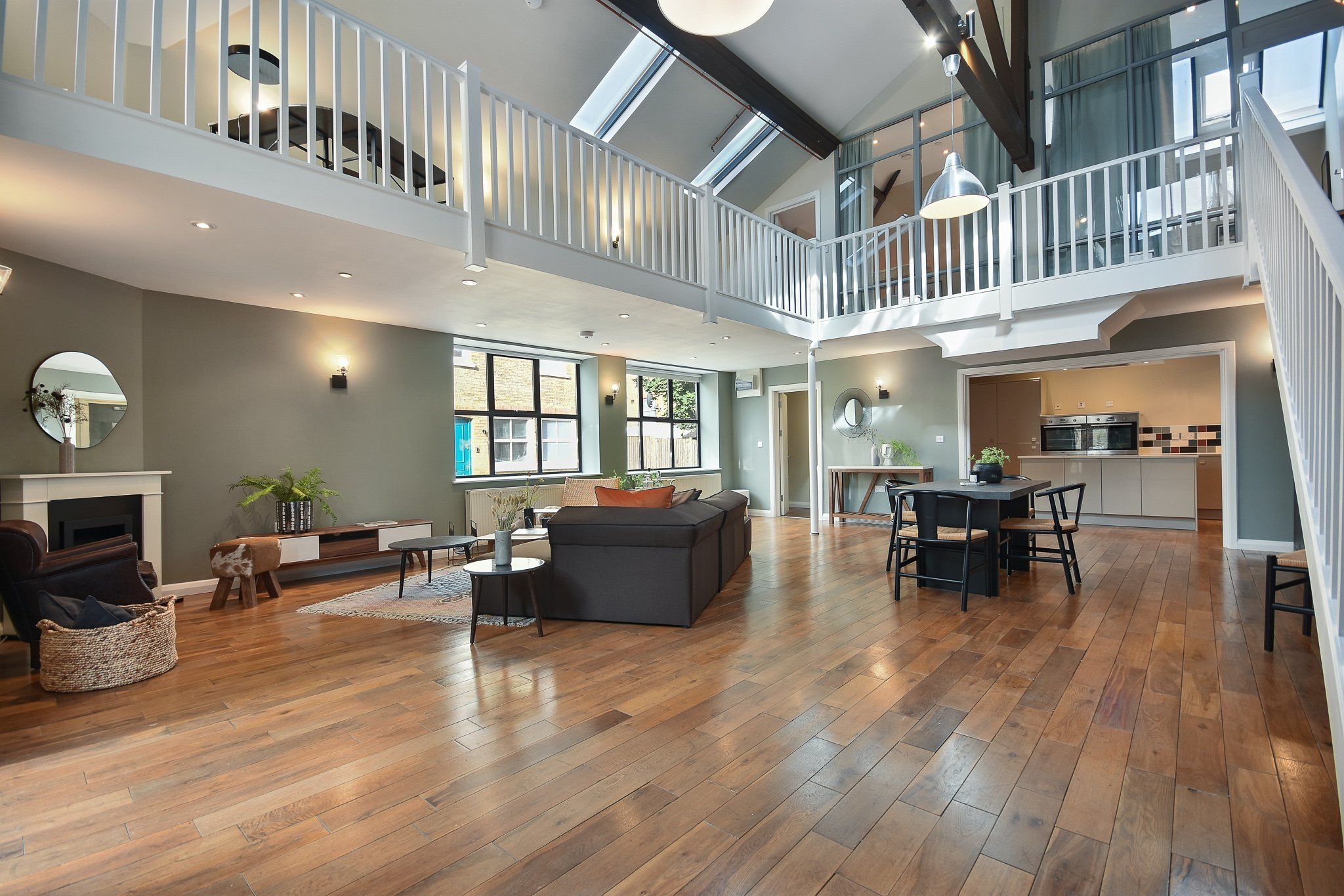 BLOOM+-+Unit+2%2C+Indigo+Apartments+-+Reception3%281%29.jpg
