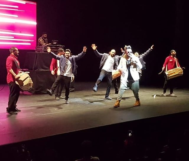 Great collaboration on stage @desifrenzy @igurjsidhu @back2backdancers @beatsbylions 📷 Caught in the action!🎬