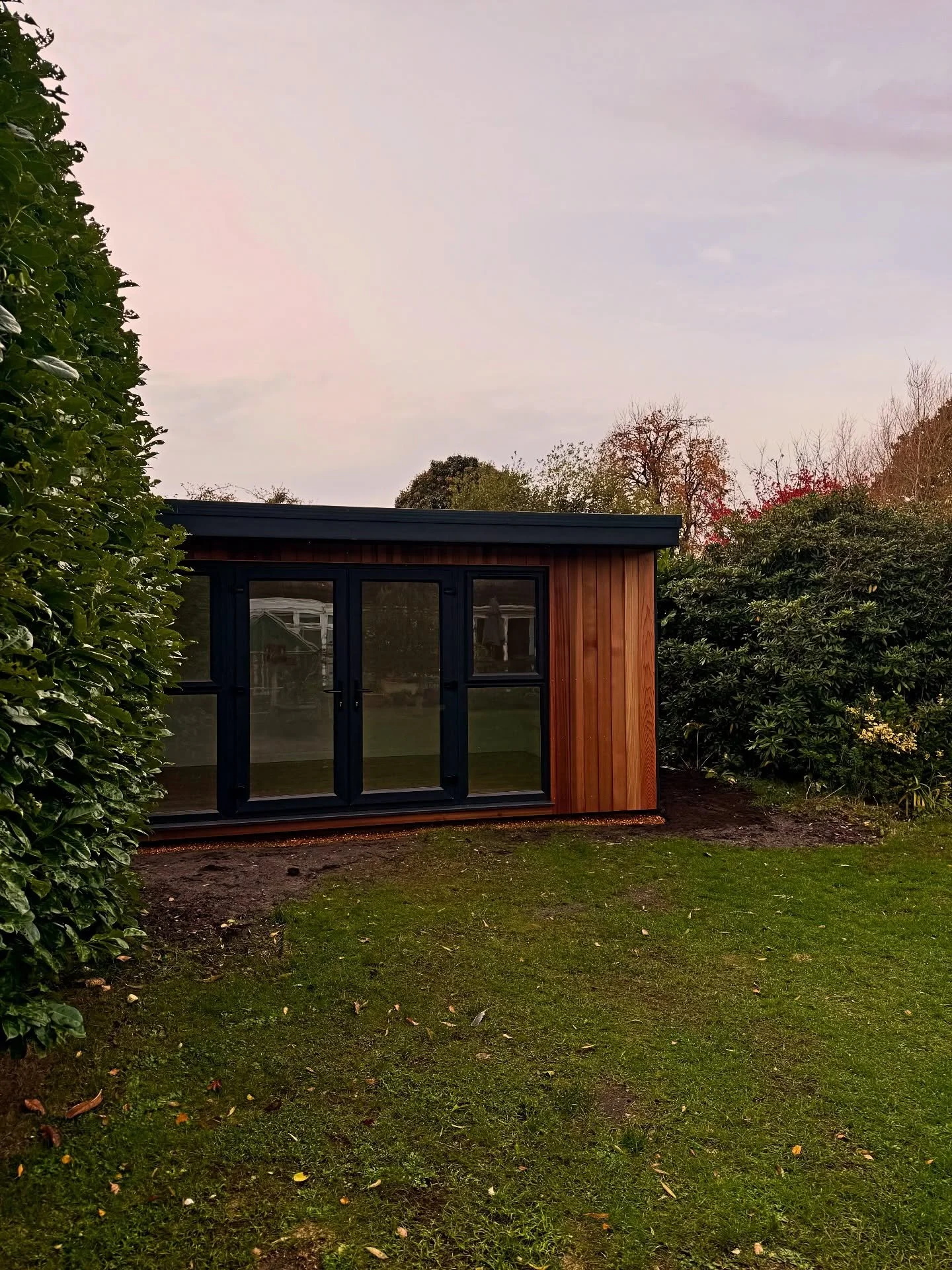 A bit of a dull day to get pictures today, but this is a recently finished 5m x 3m Garden room. On this one we have French doors with opening side lights. #gardenroom #gardenbuilding #gardengym #gardenoffice #gardenstudio