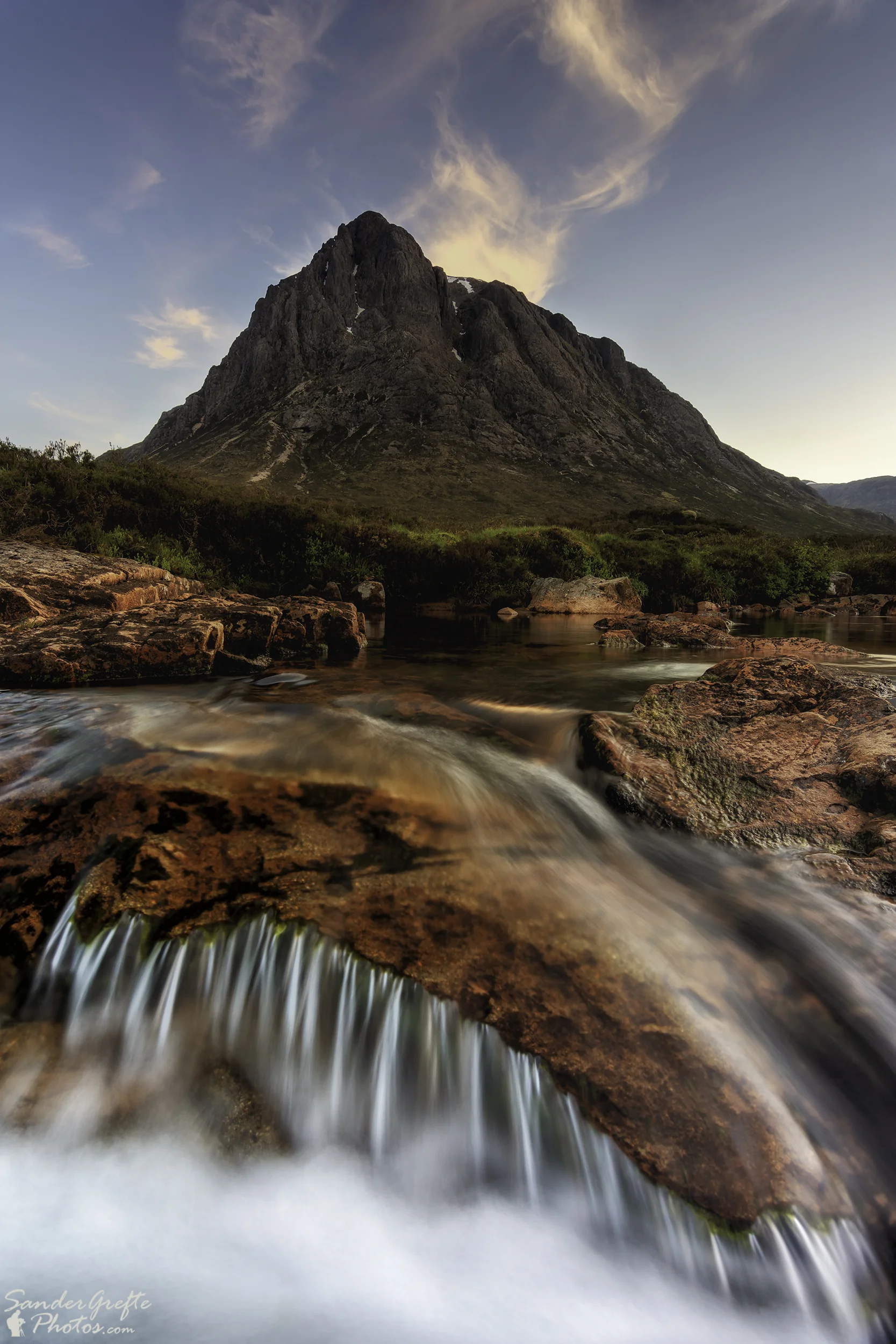 De machtige Buachaille Etive Mor (Nikon D7200, 12mm, iso 100, f11, 1,6s)
